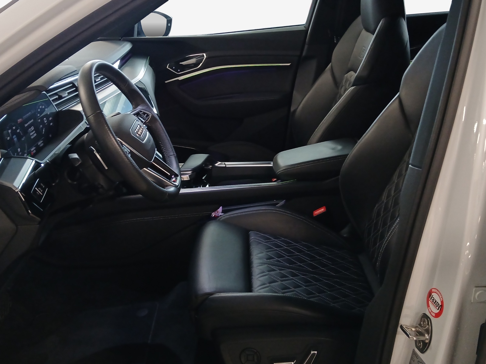 AUDI e-tron 55 Sportback S Line Black Edition quattro-image-8