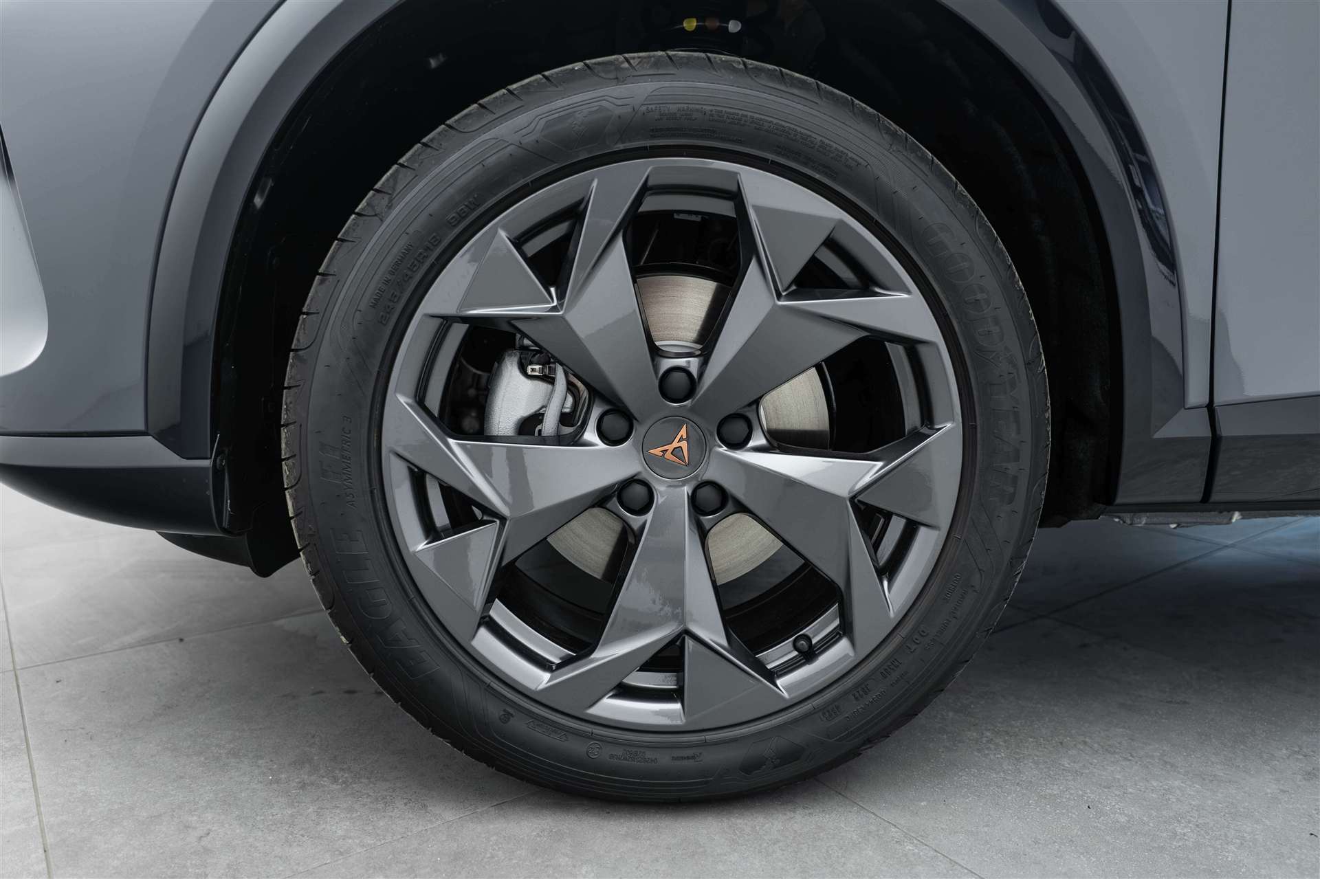 CUPRA Formentor 1.5 TSI DSG-Automat NEW-image-5