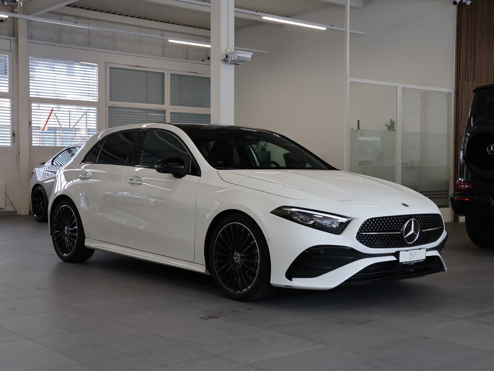 MERCEDES-BENZ Mercedes-Benz A220d *360 Kamera* *Sitzheizung* *Panoramadach*-image-1