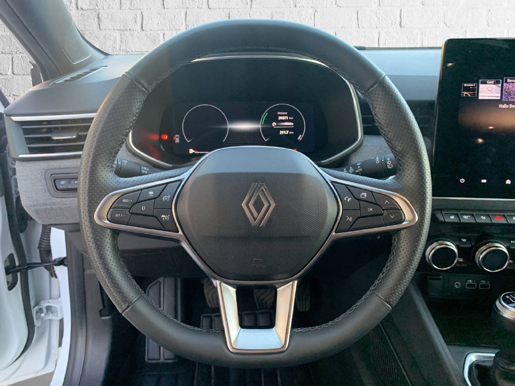RENAULT Clio 1.0 TCe techno-image-6