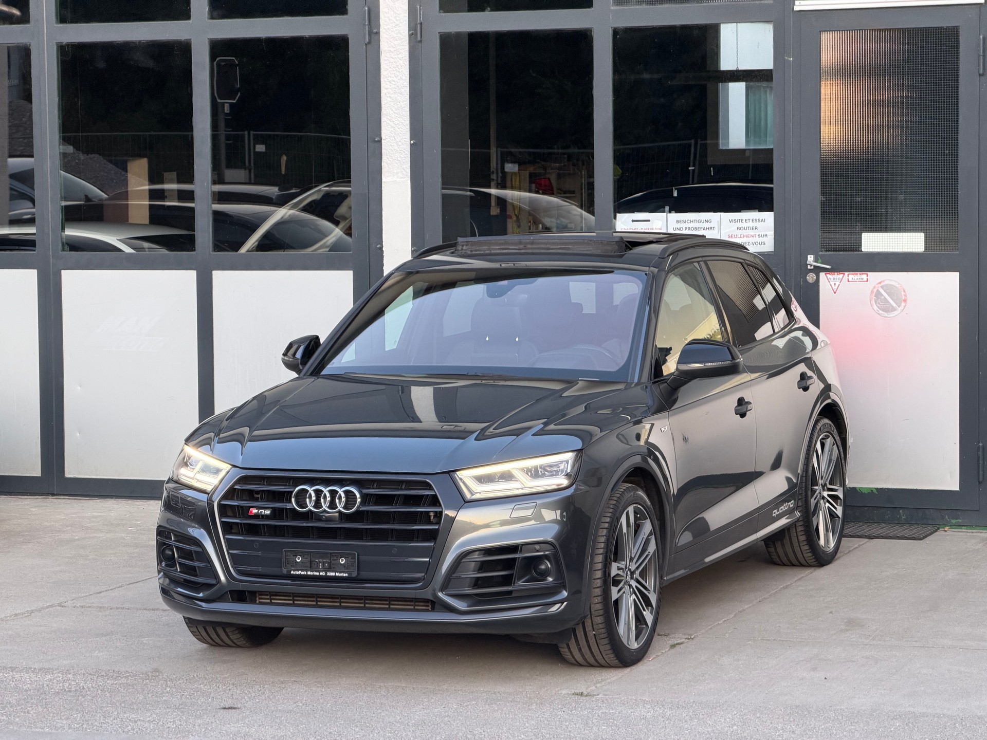 AUDI SQ5 3.0 TFSI quattro S-tronic-showroom-element-1