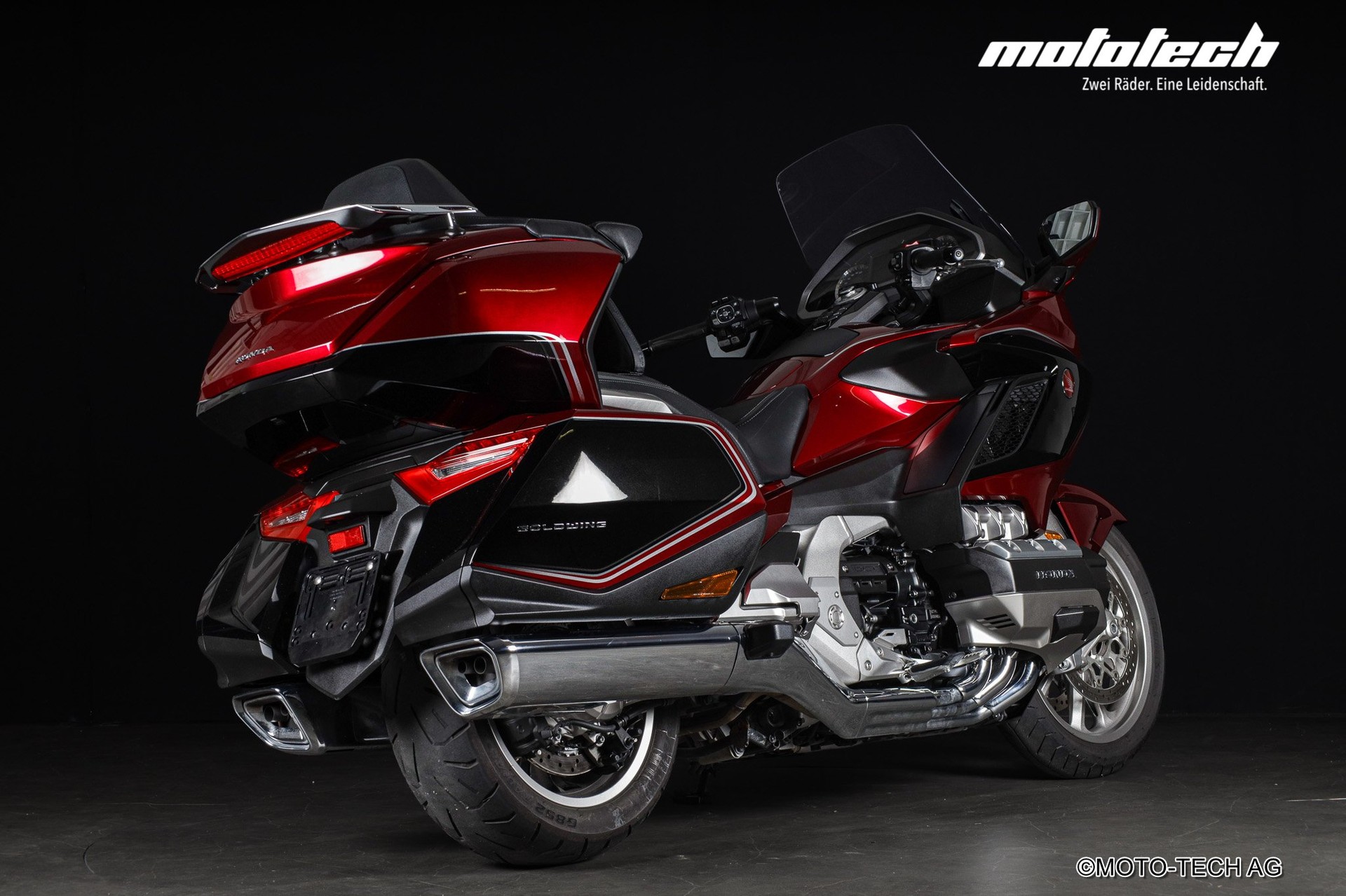 HONDA GL 1800 DA DCT Goldwing-showroom-element-2