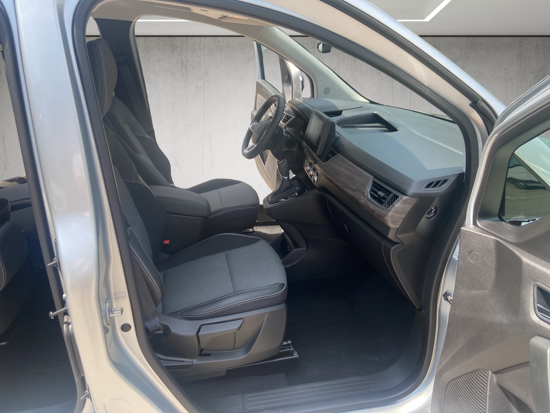RENAULT KANGOO-image-10