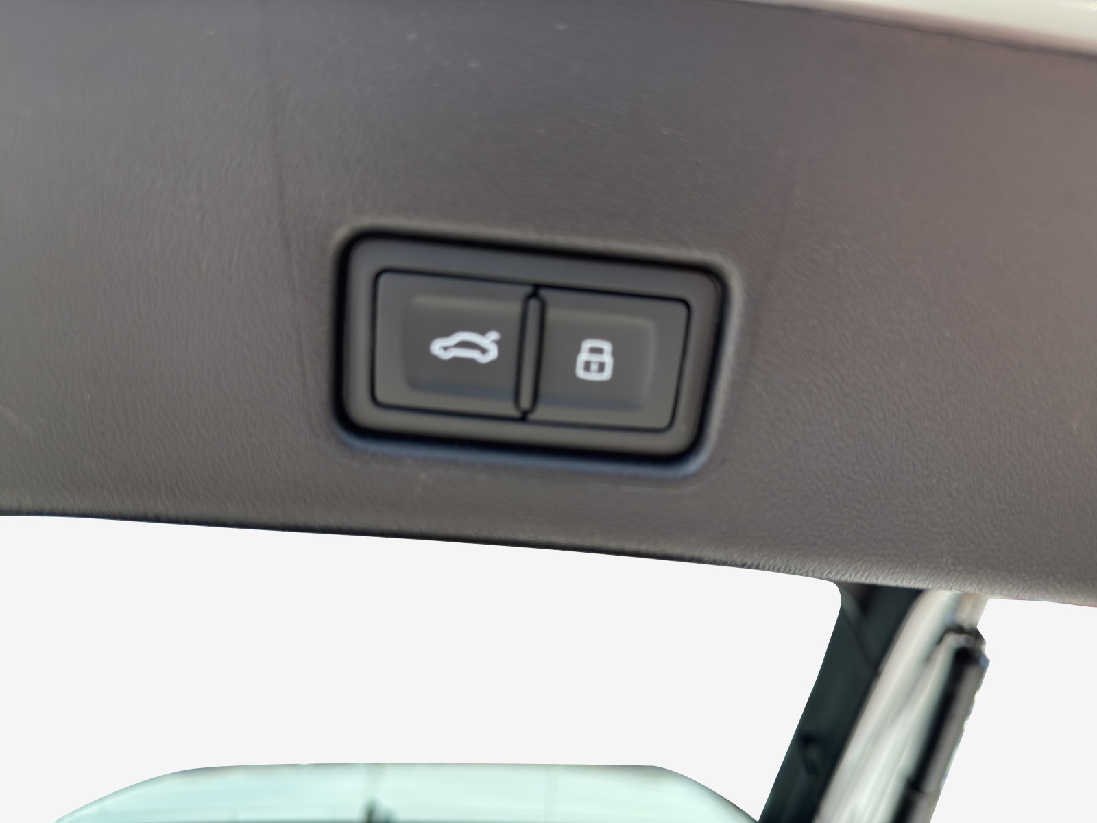 AUDI Q4 Sportback e-tron 50 quattro-image-13