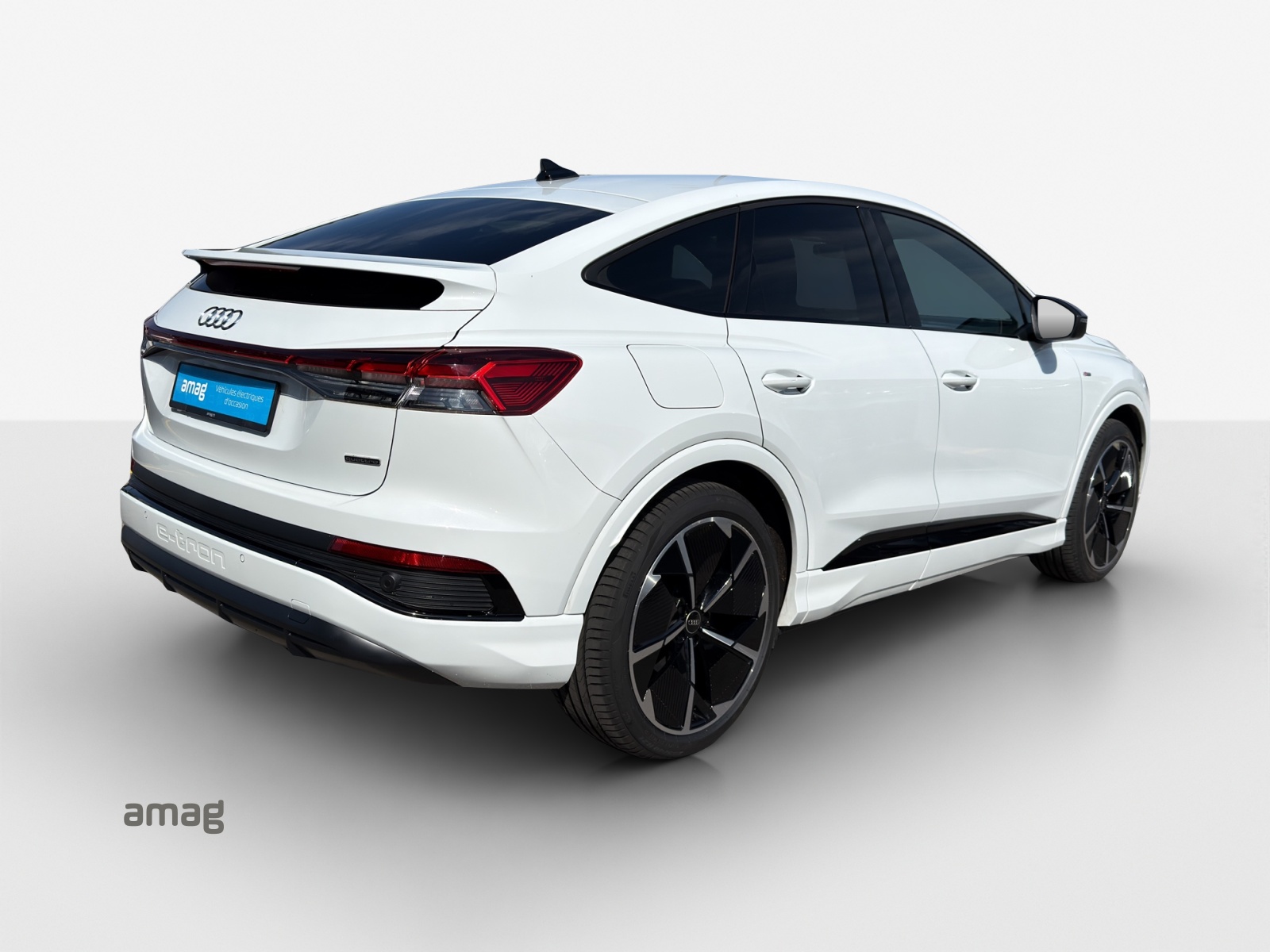 AUDI Q4 Sportback e-tron 50 quattro-image-4