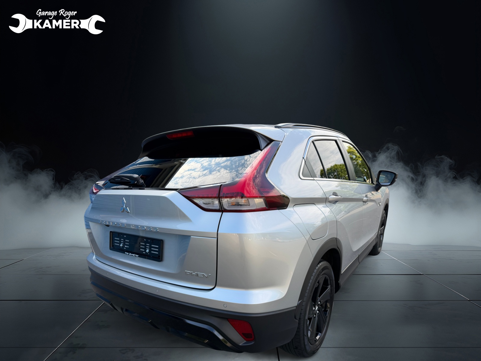MITSUBISHI Eclipse Cross 2.4 PHEV Blackline 4WD-image-3