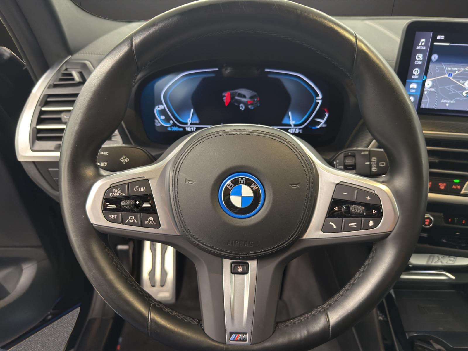 BMW iX3 M Sport-image-12