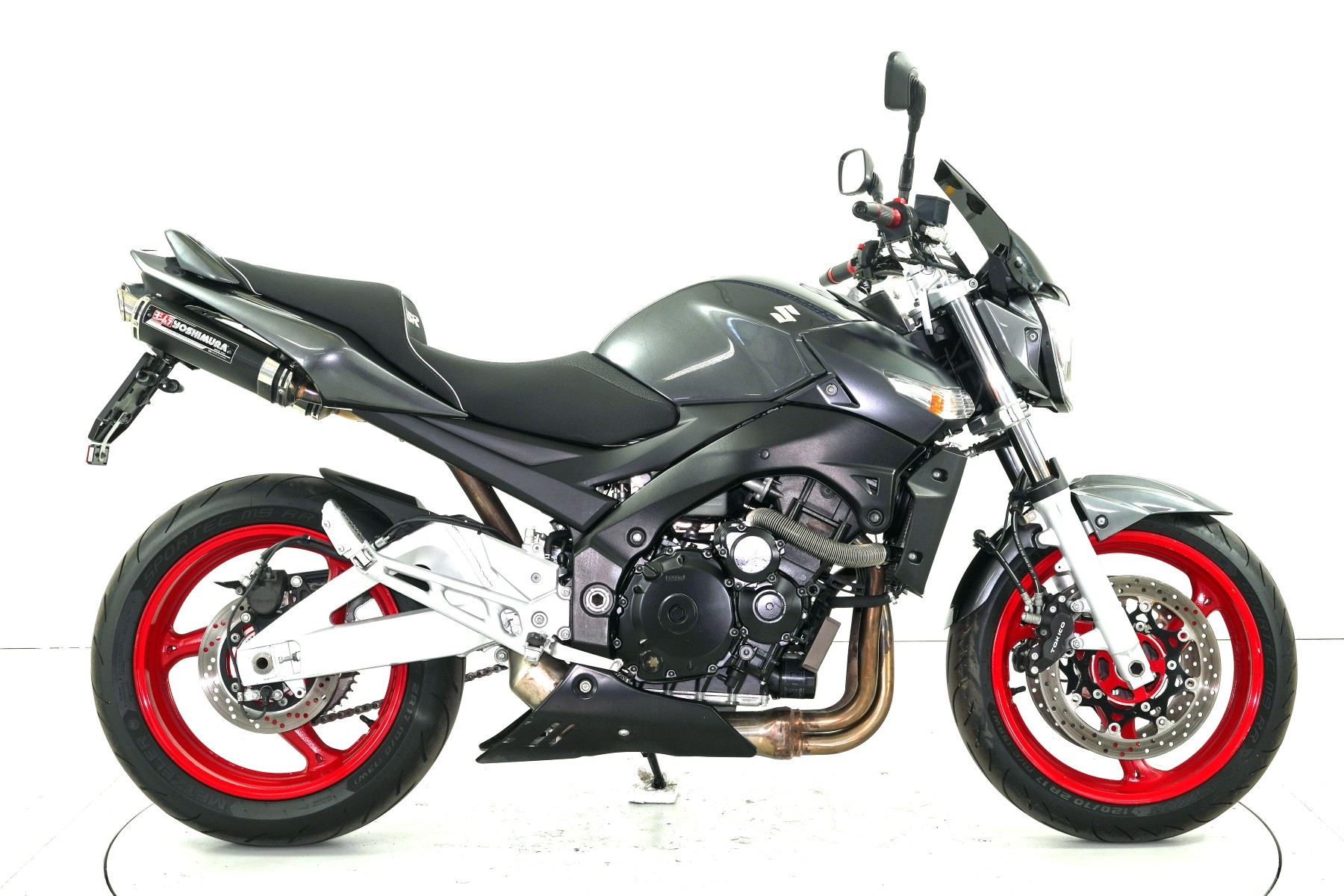 SUZUKI GSR 600 ABS-showroom-element-3