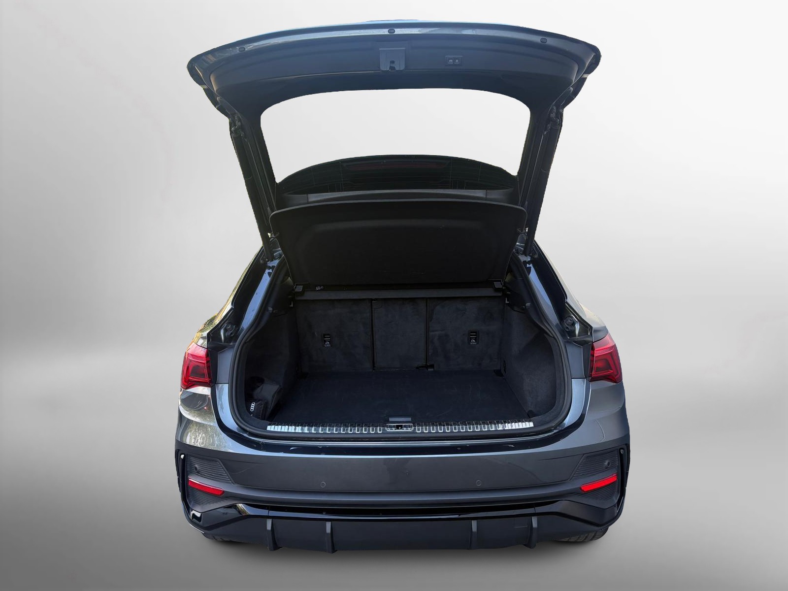 AUDI Q3 Sportback 40 TFSI S line quattro S-tronic-image-9