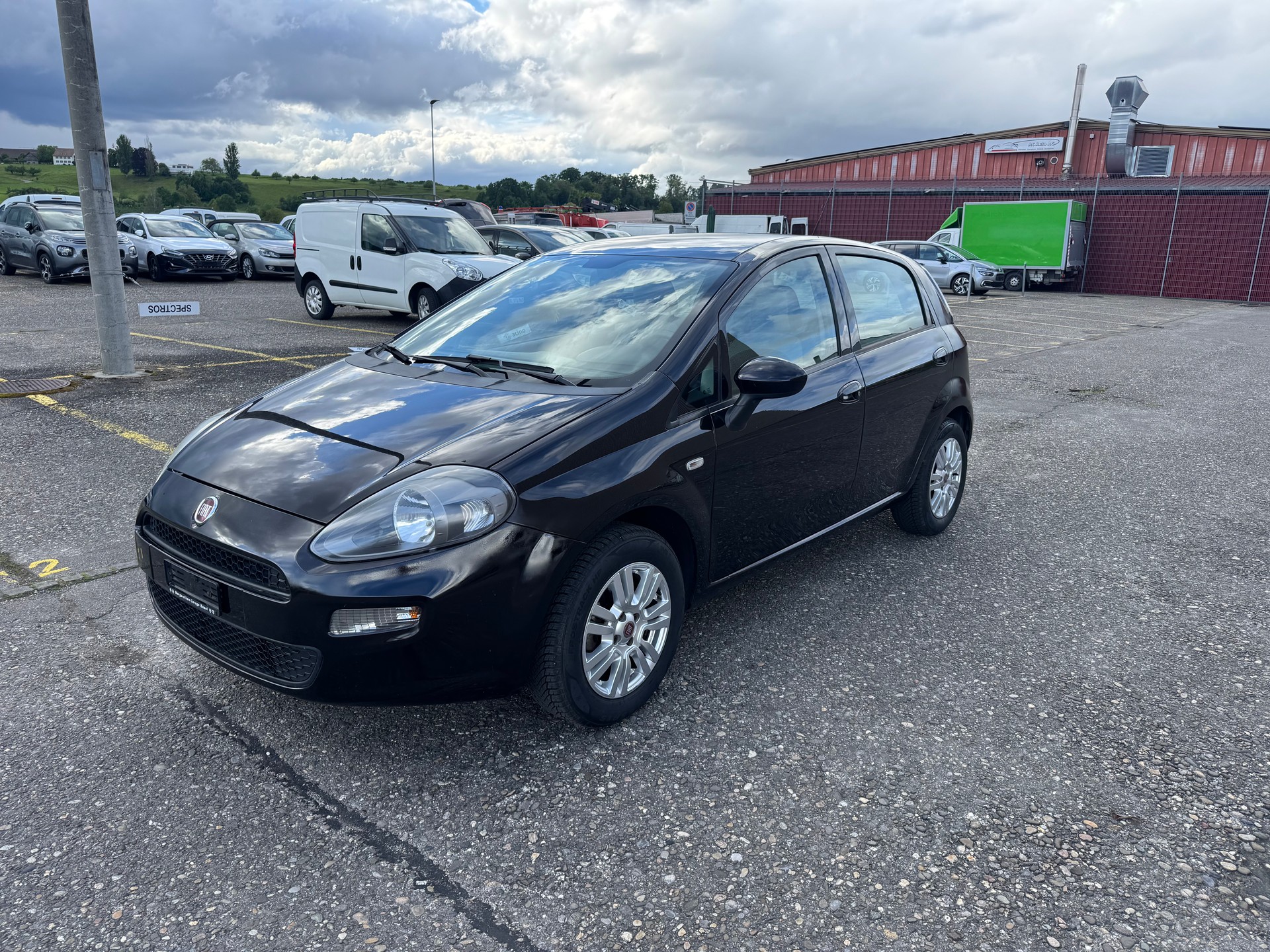 FIAT Punto 1.4 Pop Star-image-2