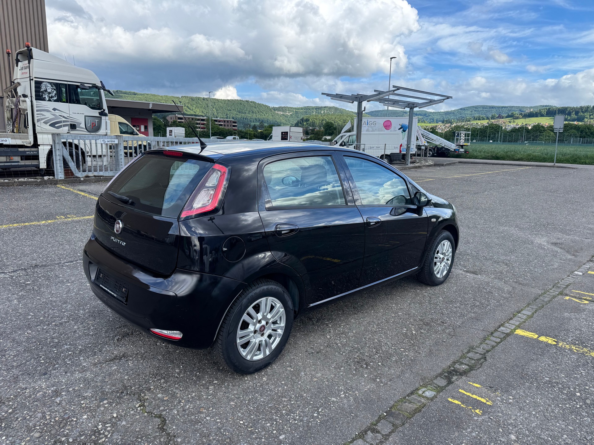 FIAT Punto 1.4 Pop Star-image-5