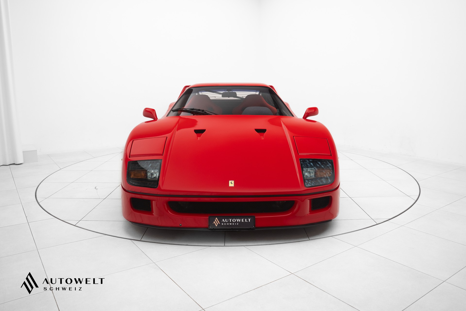 FERRARI F40-image-0