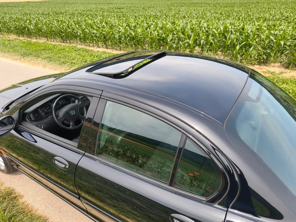 JAGUAR X-Type 3.0 V6 Traction4 Sport-image-13