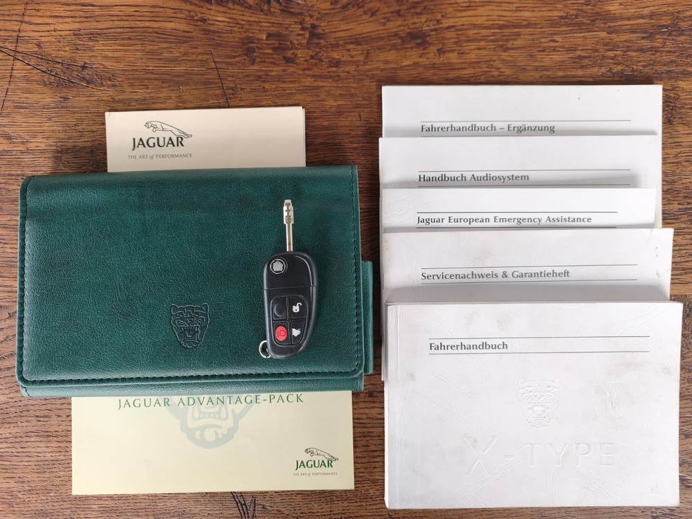 JAGUAR X-Type 3.0 V6 Traction4 Sport-image-15
