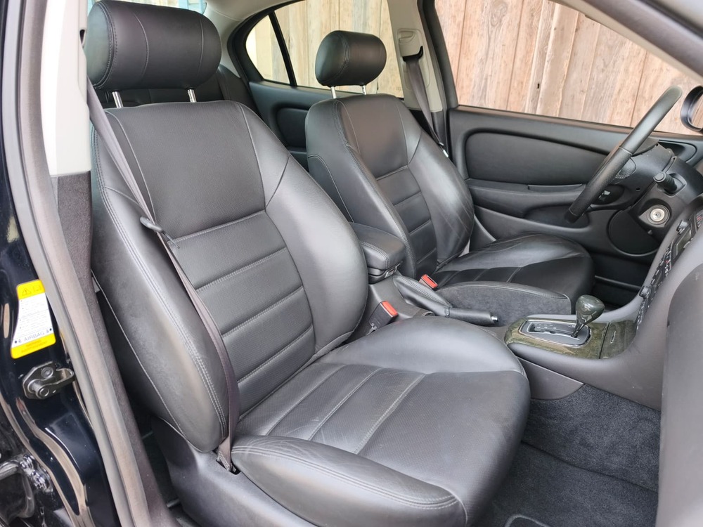 JAGUAR X-Type 3.0 V6 Traction4 Sport-image-6
