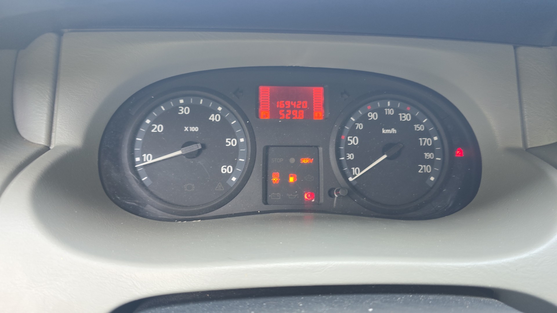 RENAULT Trafic 2.0 dCi 115 2.9t L2H1-image-7