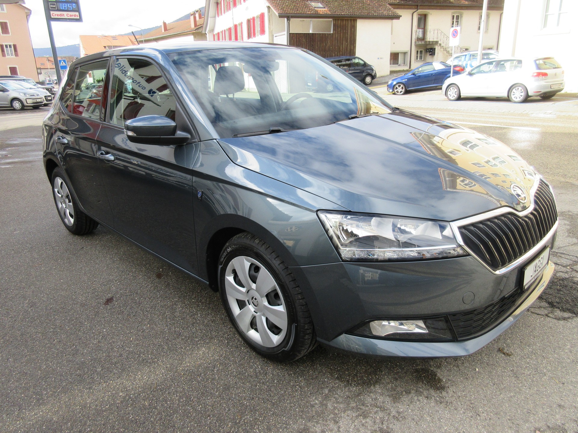 SKODA Fabia 1.0 TSI Ambition-image-2