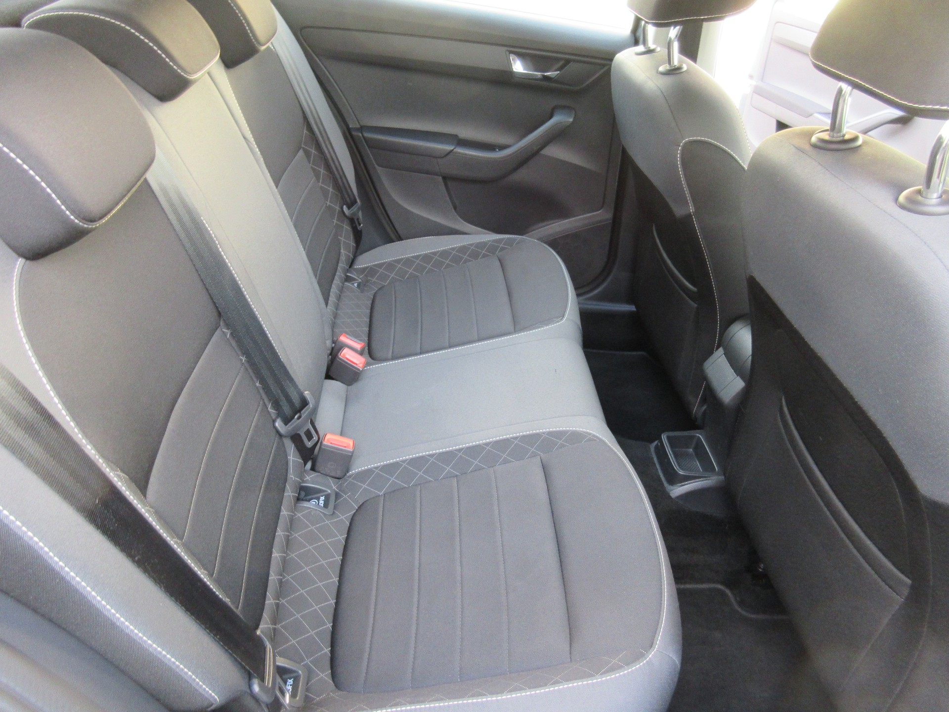 SKODA Fabia 1.0 TSI Ambition-image-10