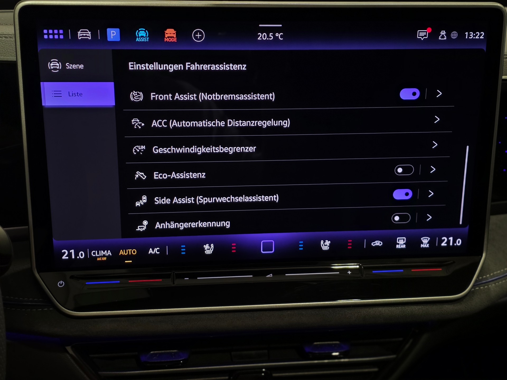 VW Passat Variant 2.0 TSI evo4 R-Line Signature Black Style 4 Motion DSG-image-14