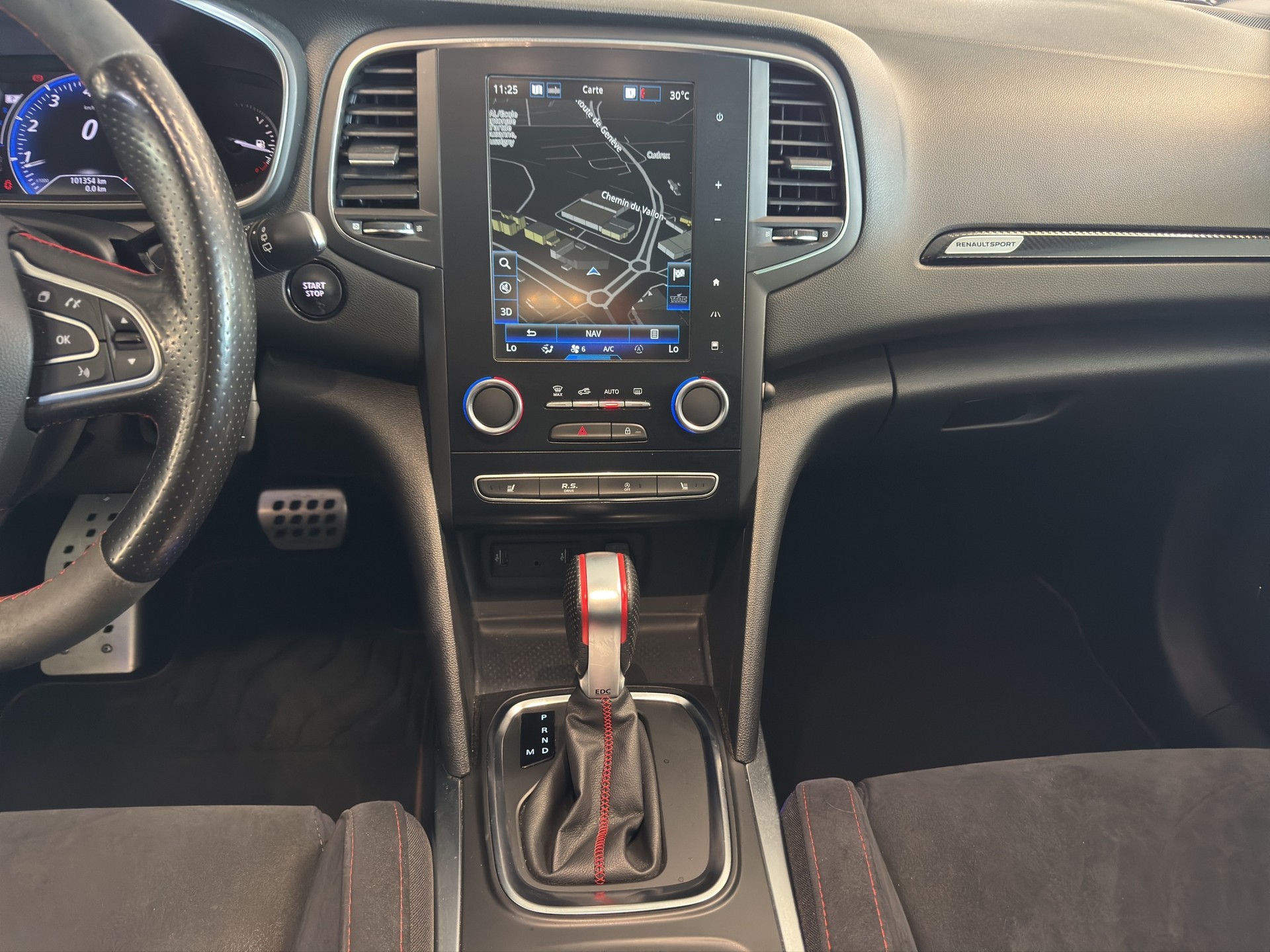 RENAULT Mégane RS 280 EDC //Pack Nav 8.7 Bose/Sièges de Sport R.S./Toit panoramique ouvrant éléctrique-image-5