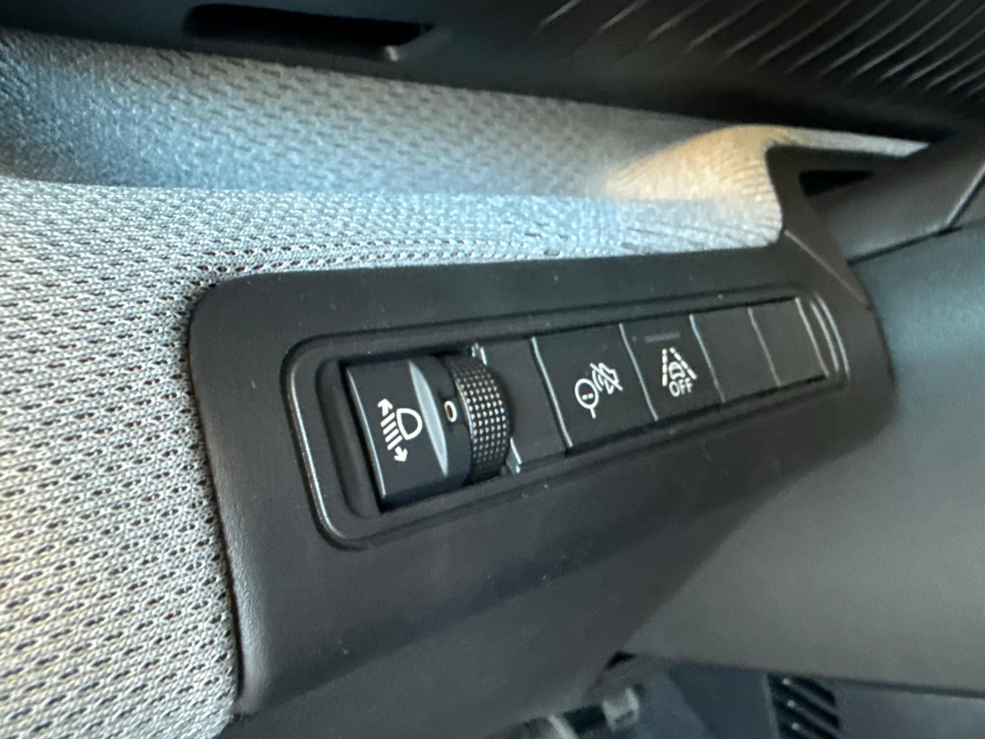 CITROEN C3 1.2 Hybrid Max-image-18