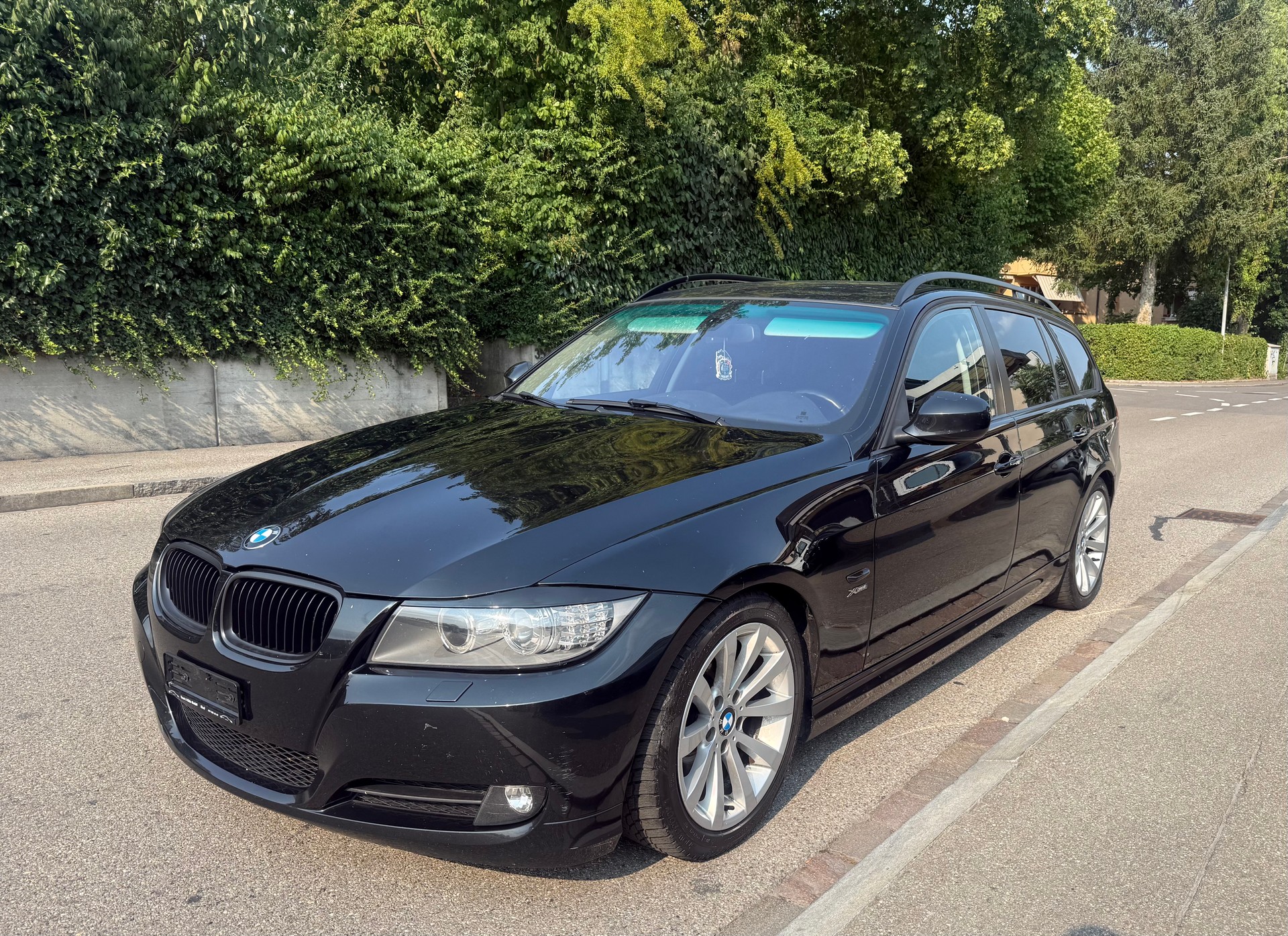 BMW 320d xDrive Touring more4you Steptronic-image-0