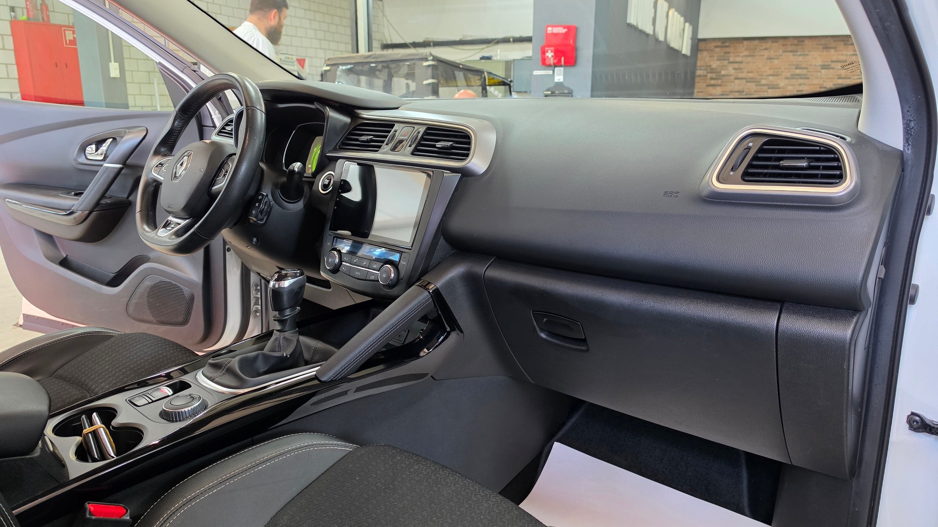 RENAULT Kadjar 1.6 dCi Zen 4x4-image-16