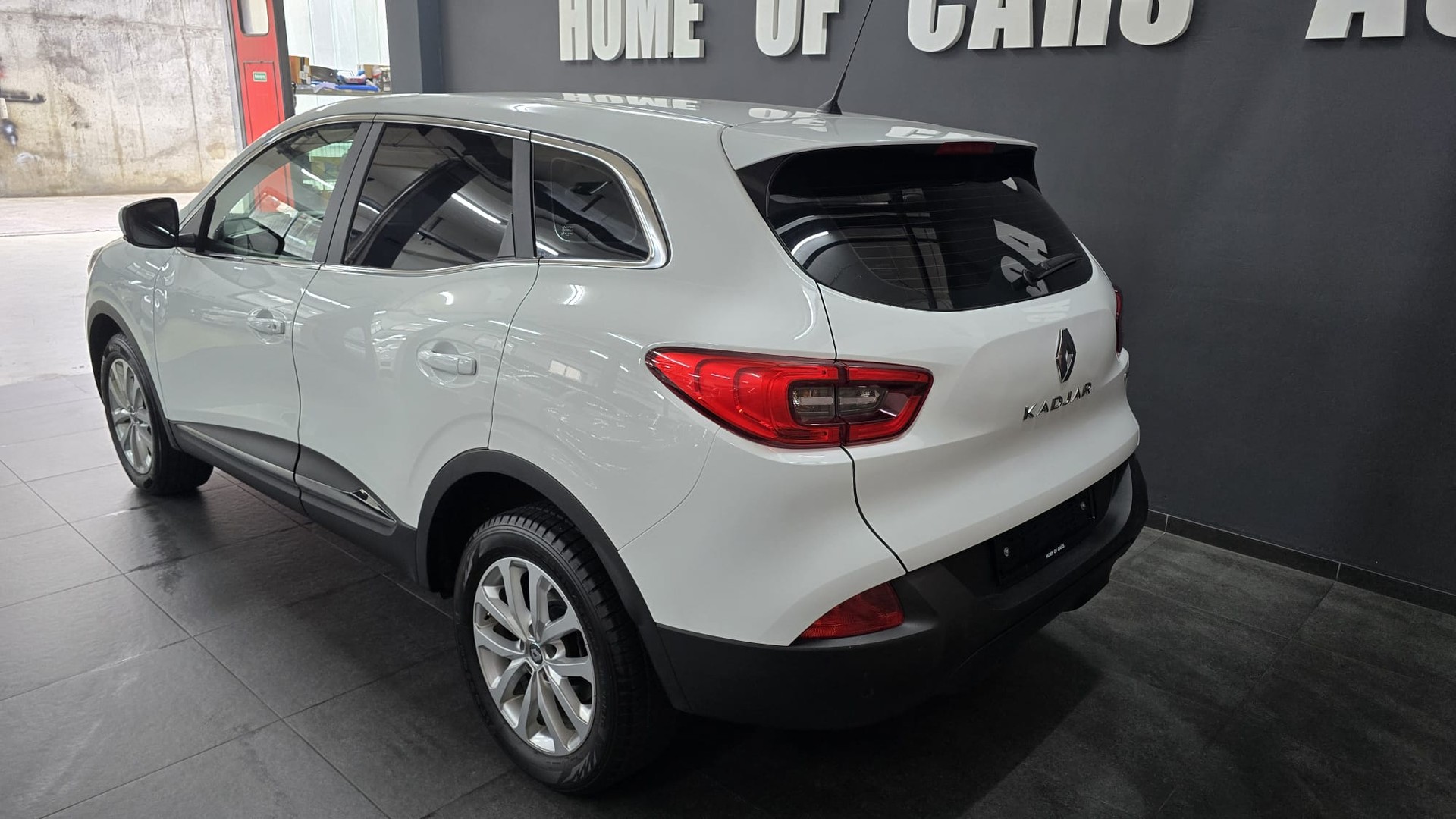 RENAULT Kadjar 1.6 dCi Zen 4x4-image-4