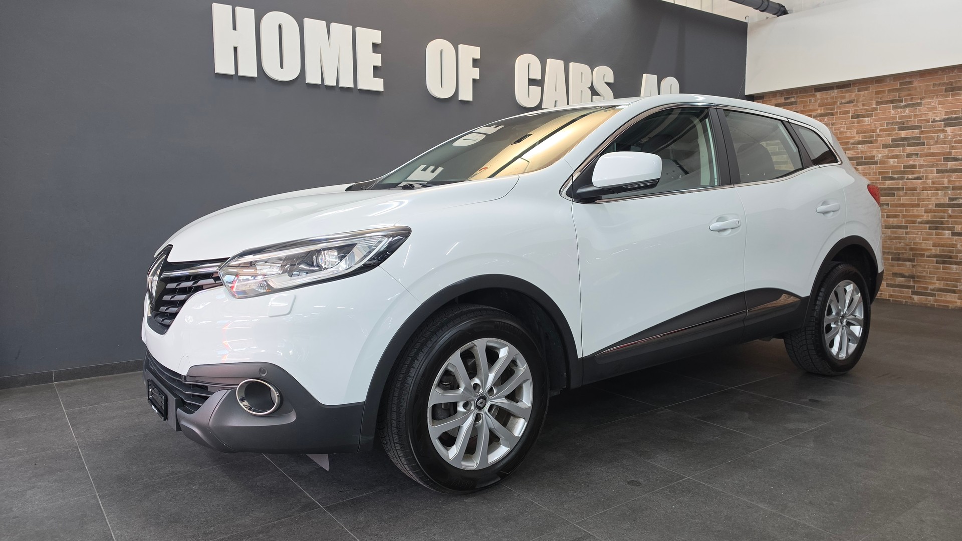 RENAULT Kadjar 1.6 dCi Zen 4x4-image-1