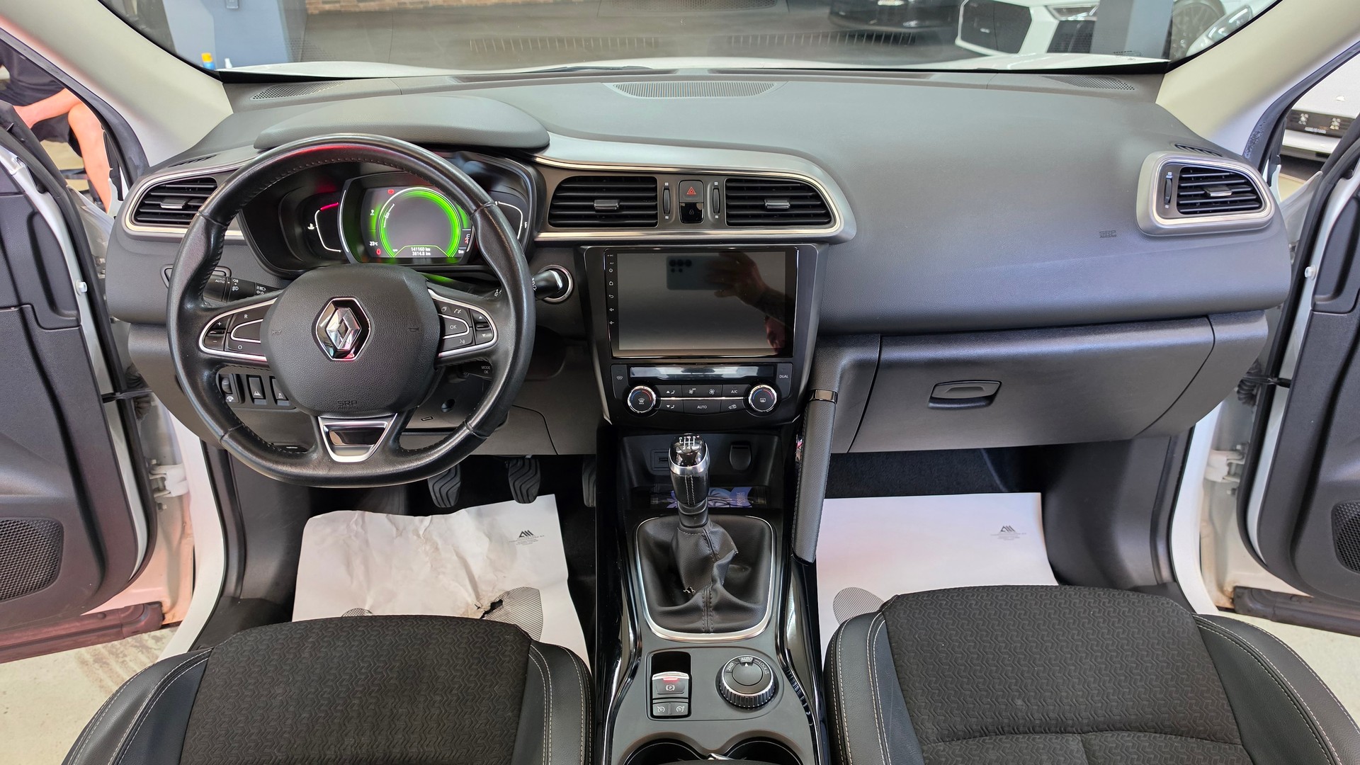 RENAULT Kadjar 1.6 dCi Zen 4x4-image-15