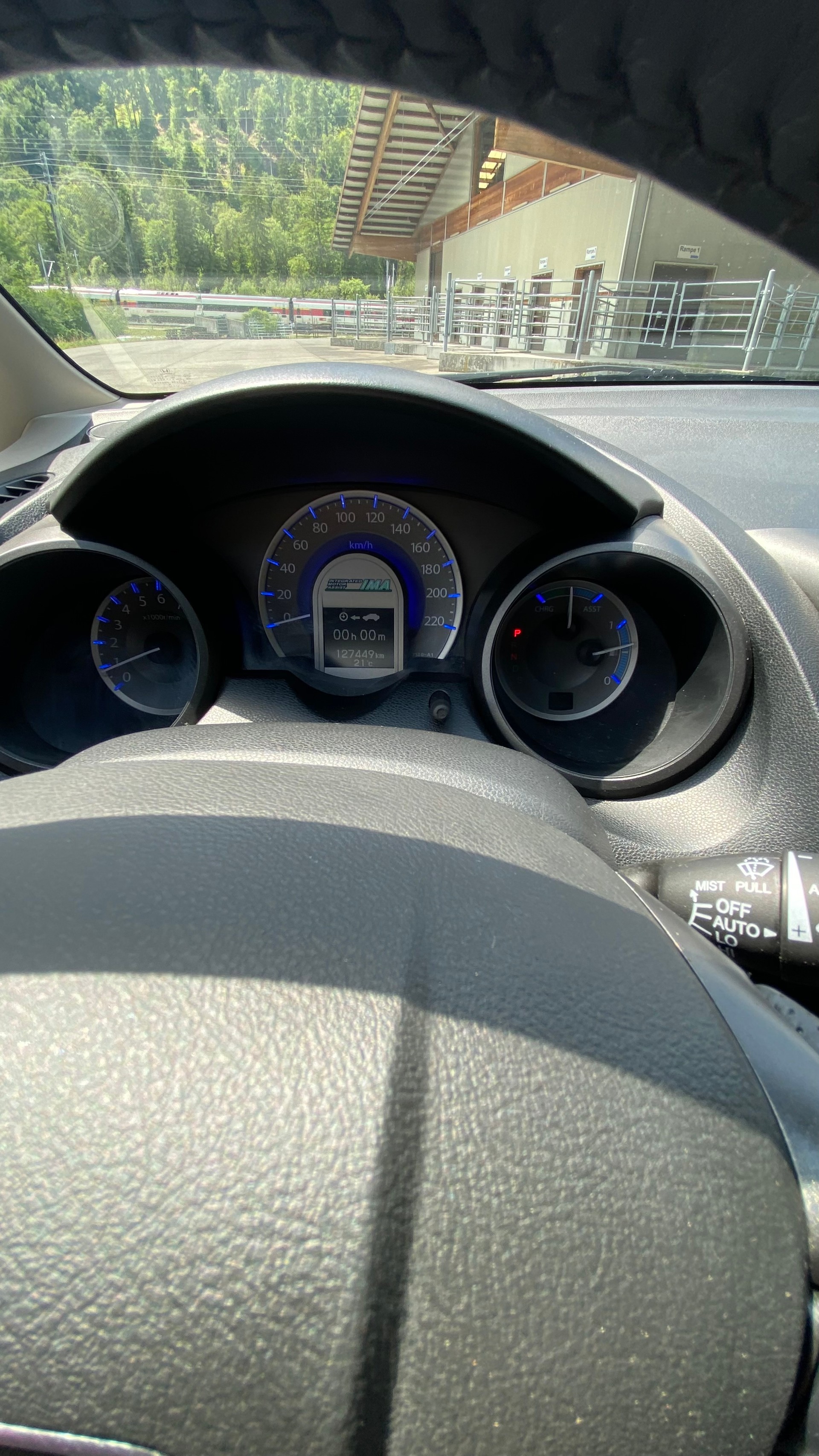 HONDA Jazz 1.3i Hybrid Exclusive CVT-image-4