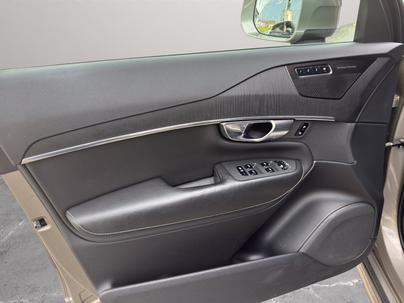 VOLVO XC90 2.0 T5 Inscription 7P. AWD-image-1