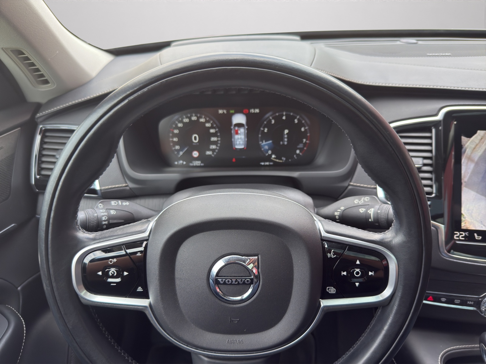 VOLVO XC90 2.0 T5 Inscription 7P. AWD-image-8