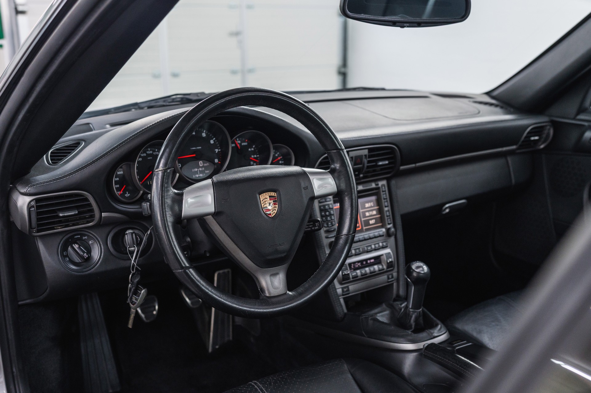 PORSCHE 911 Carrera 4 manual gearbox-image-11