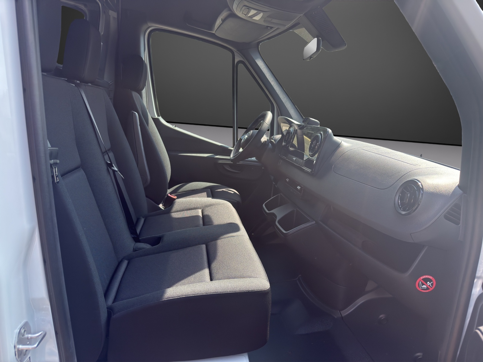 MERCEDES-BENZ Sprinter 319 CDI Standard 9G-TRONIC-image-9