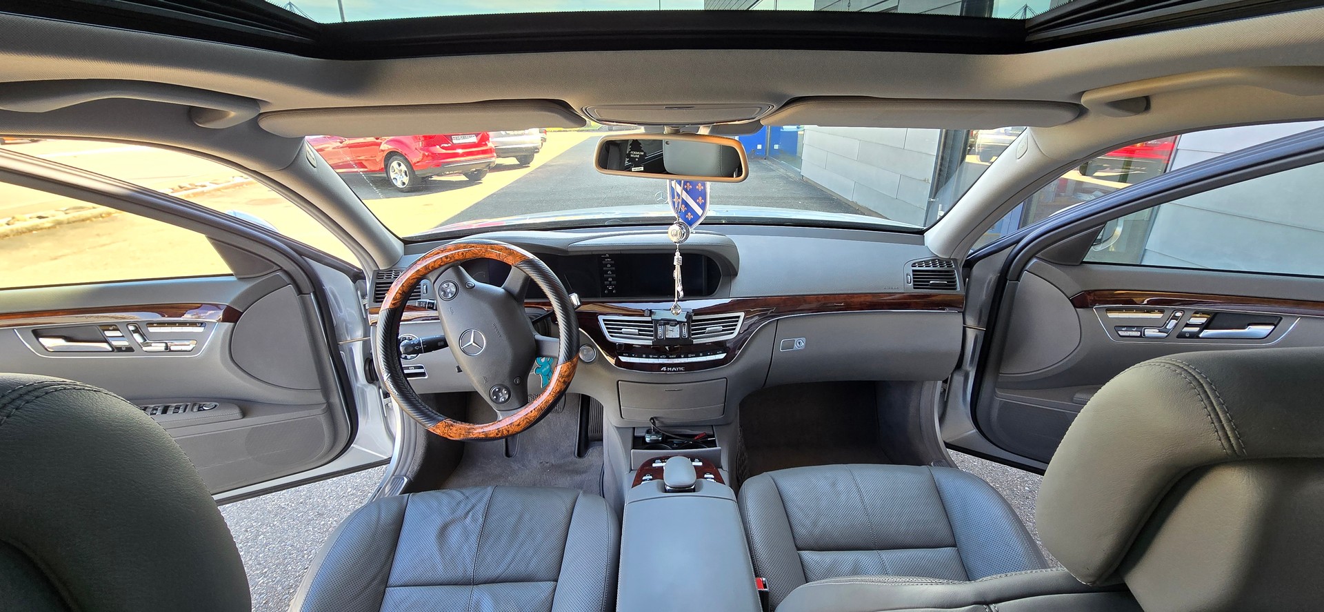 MERCEDES-BENZ S 500 V8 4matic Lang-image-5