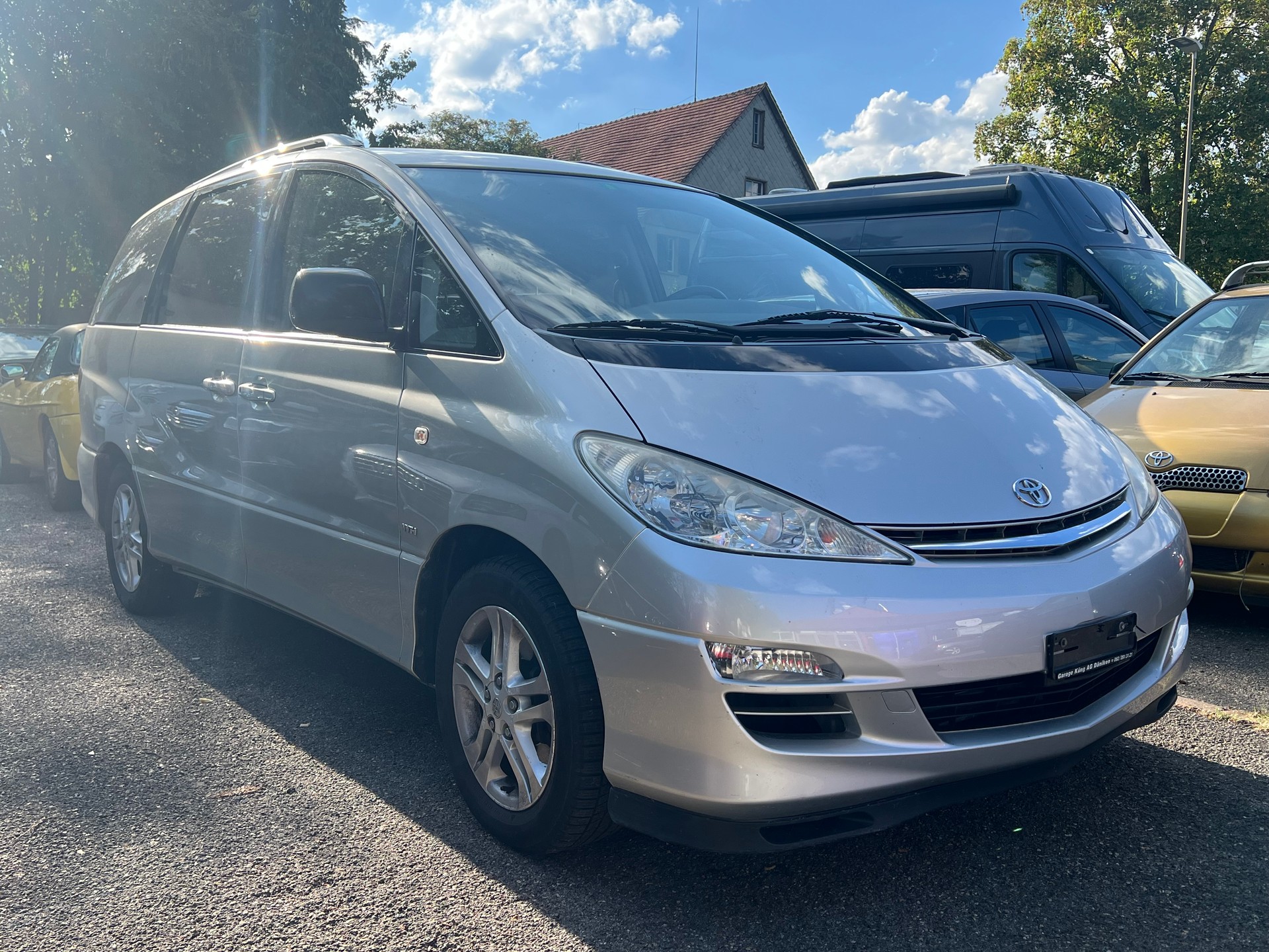 TOYOTA Previa 2.4 Linea Luna-image-1