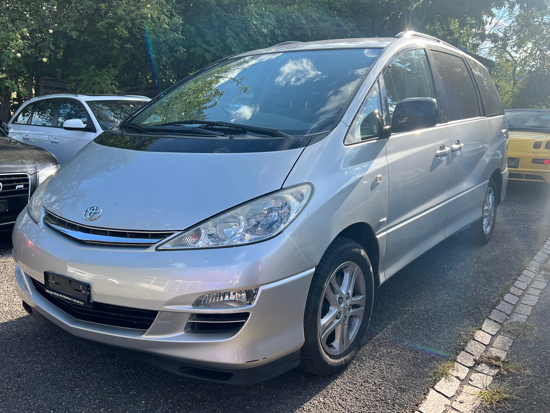 TOYOTA Previa 2.4 Linea Luna-image-0