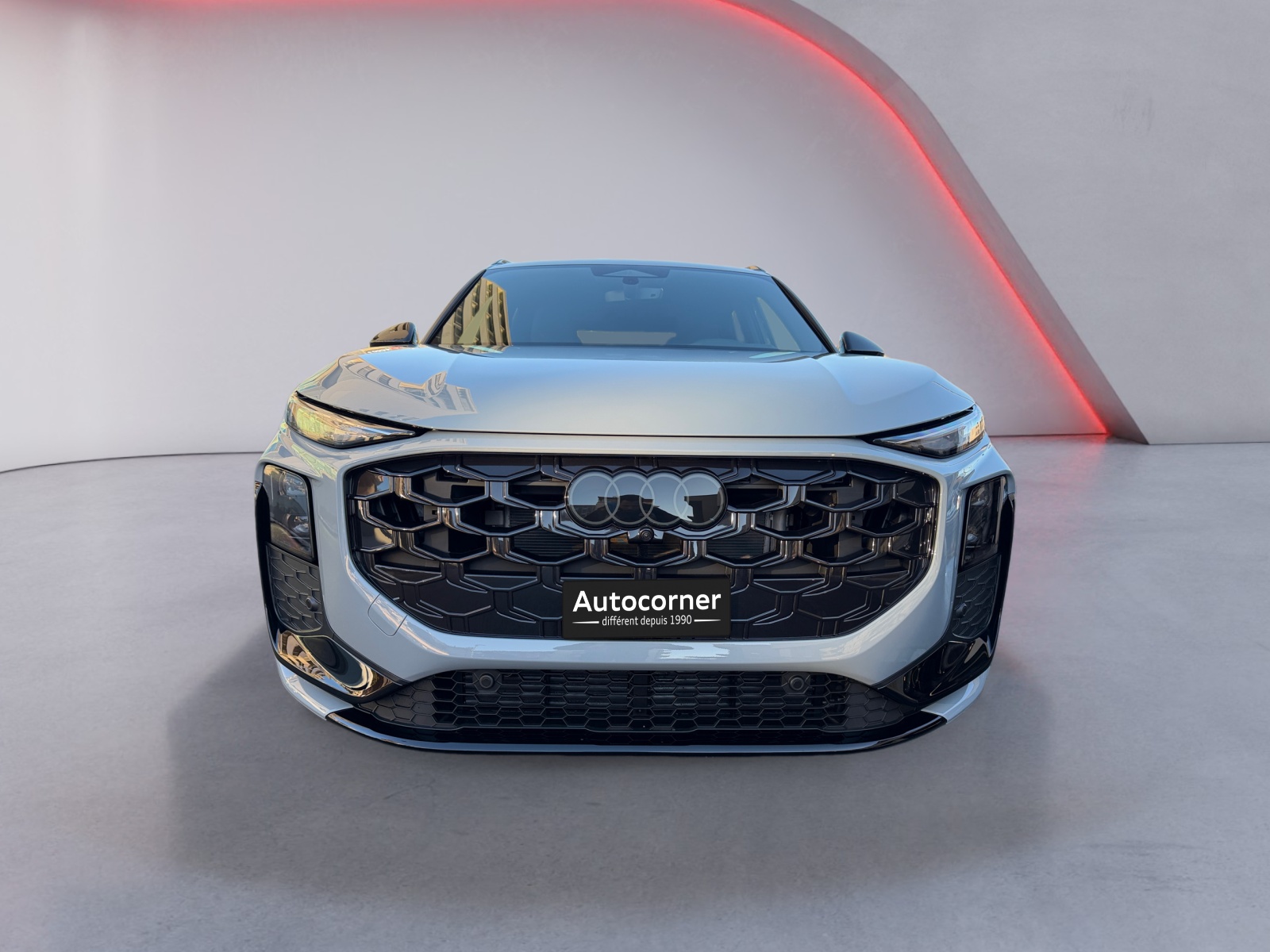 AUDI Q3 SUV TFSI quattro 195 kW S tronic-image-5