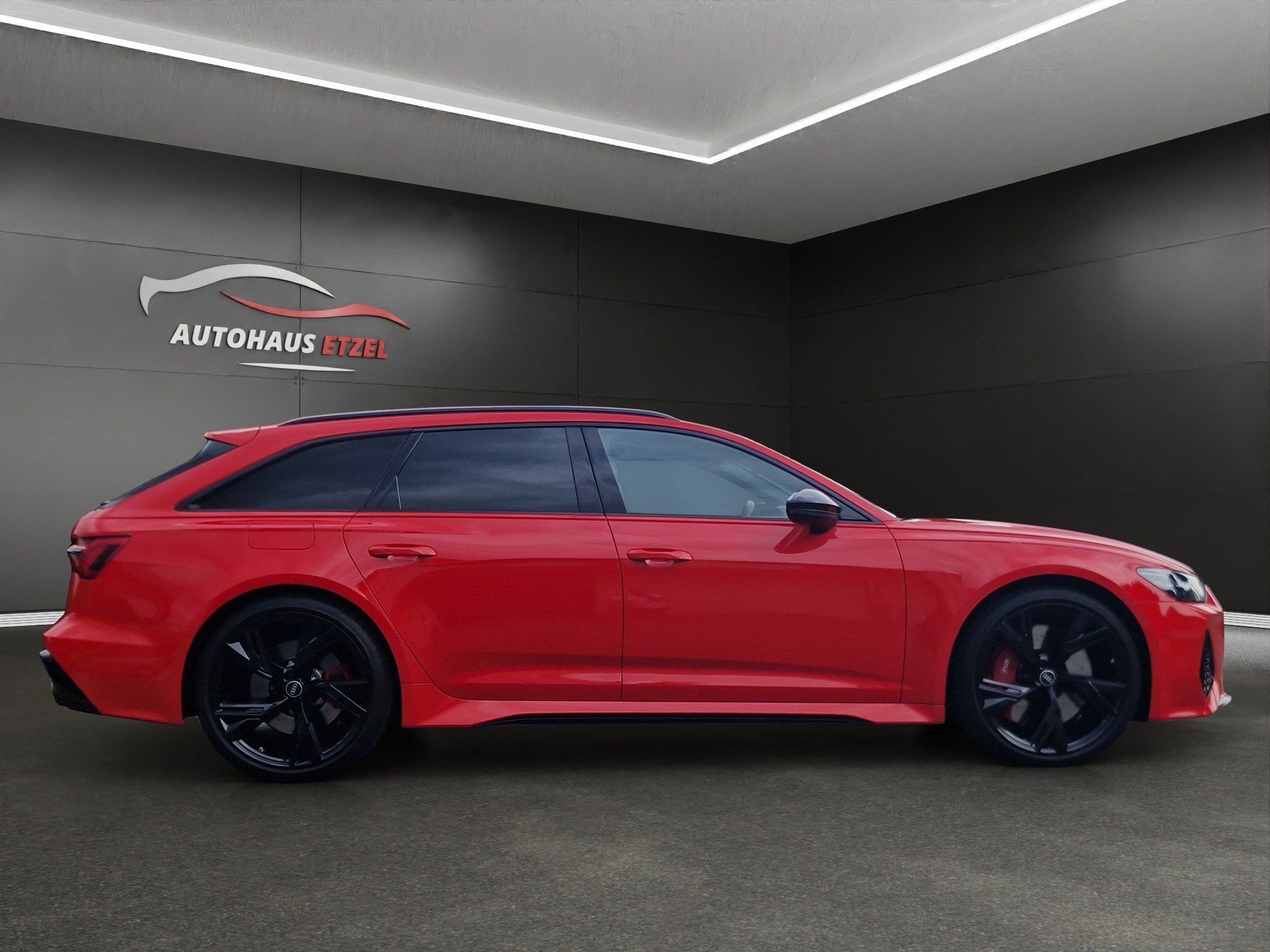 AUDI RS6 Avant 4.0 TFSI V8 quattro-image-3