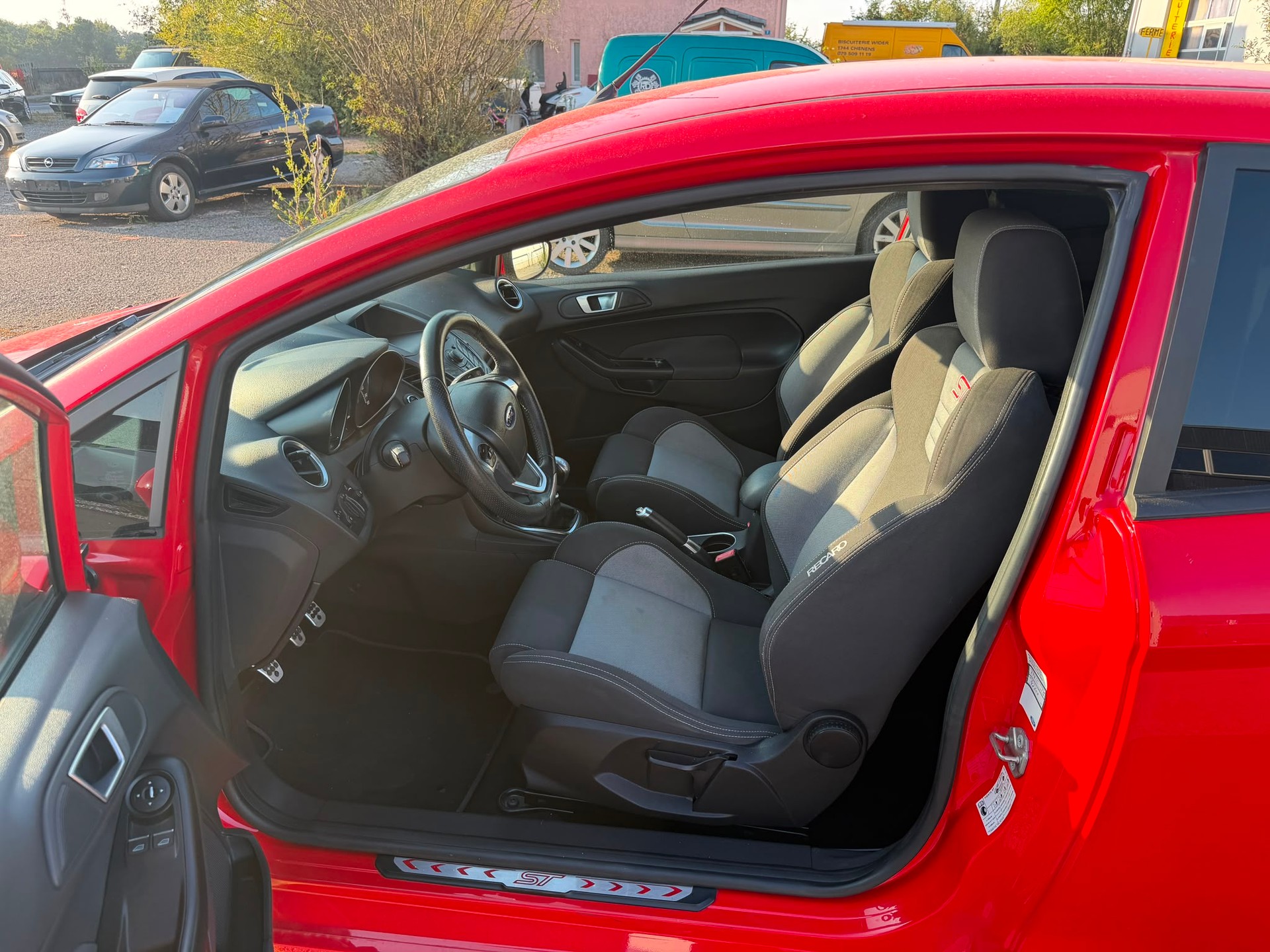 FORD Fiesta 1.6 SCTi ST-1-image-8