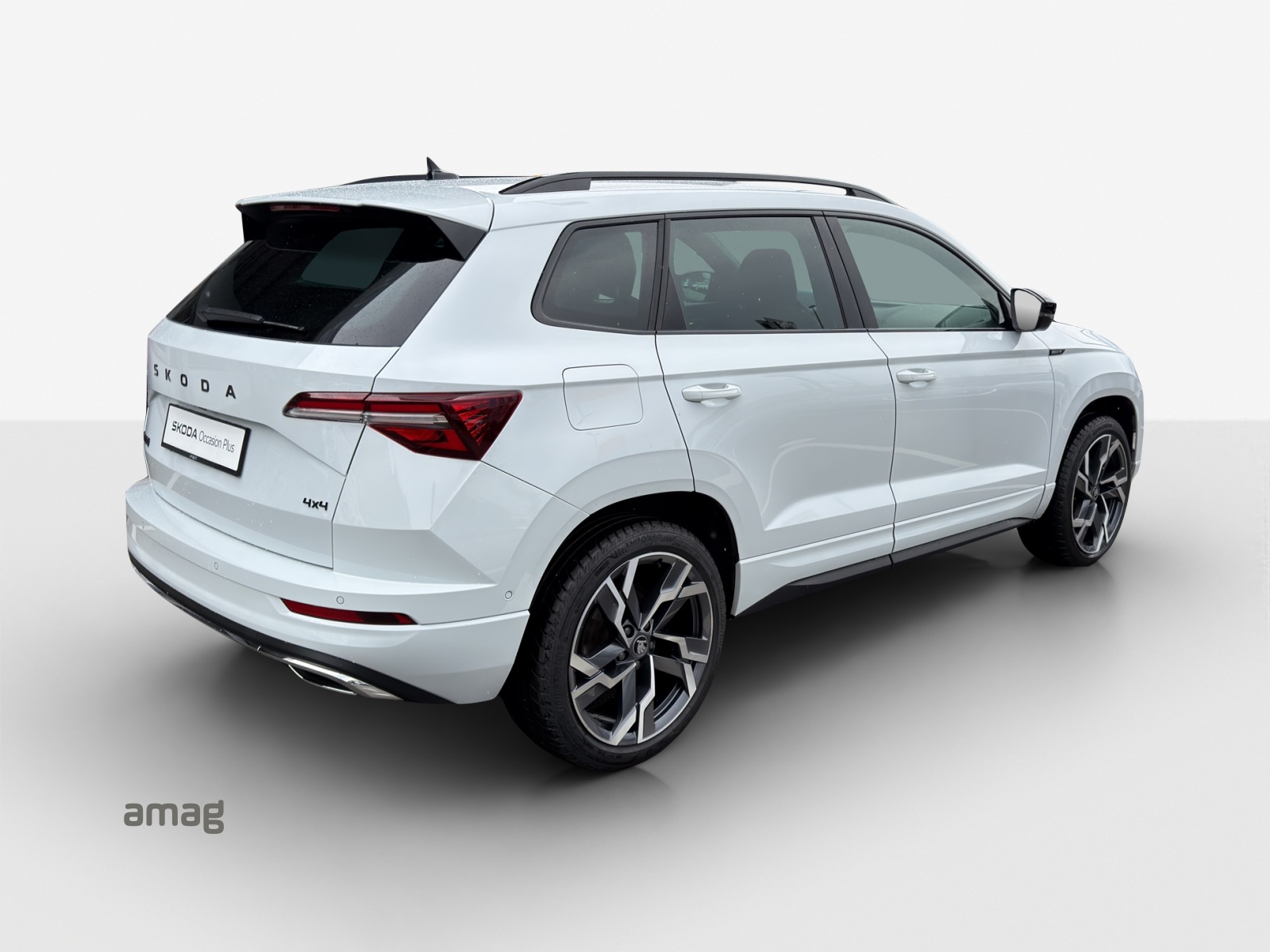 SKODA Karoq 2.0 TSI SportLine 4x4 DSG-image-4