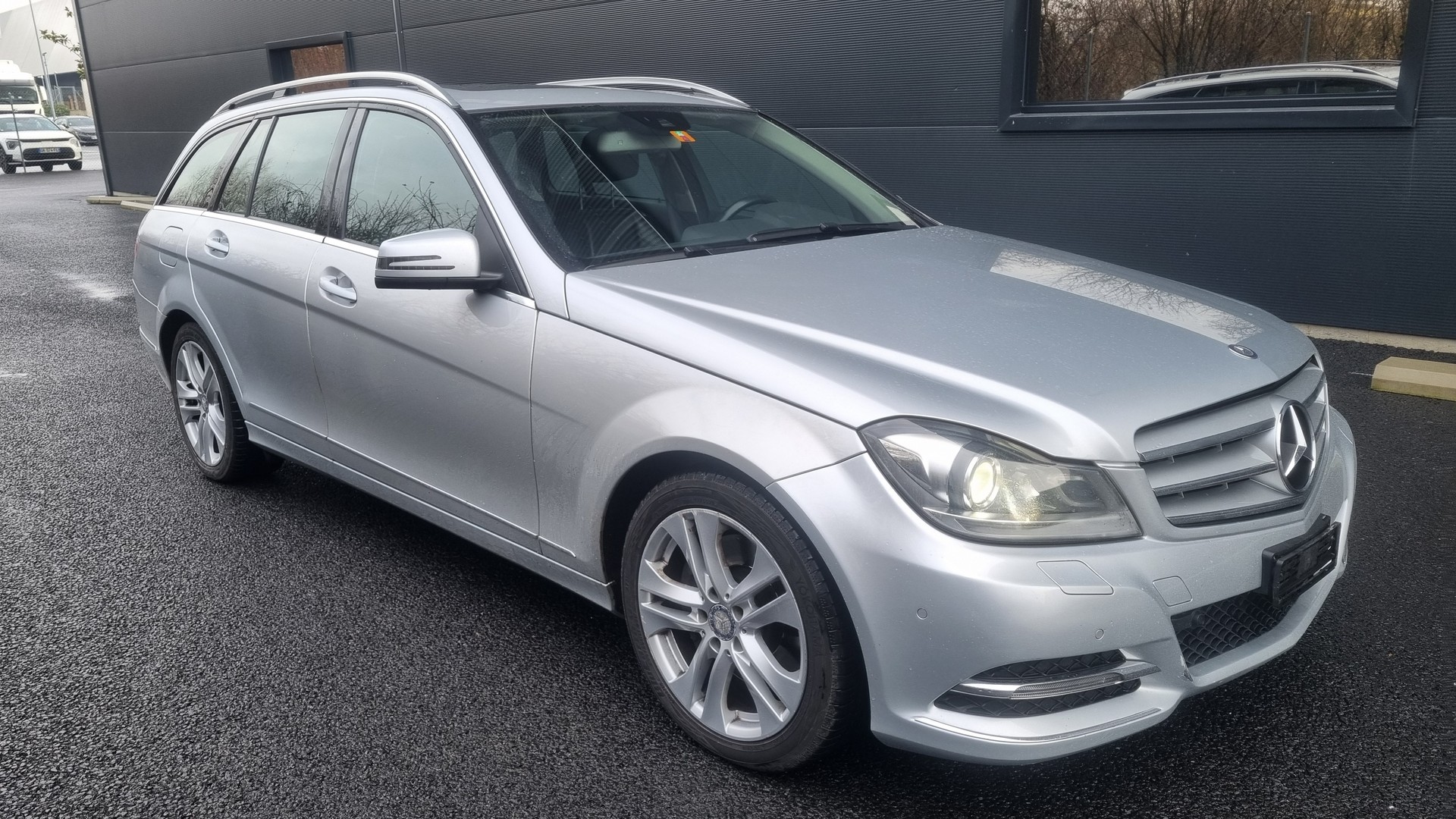 MERCEDES-BENZ C 300 CDI Elégance 4Matic 7G-Tronic-image-3