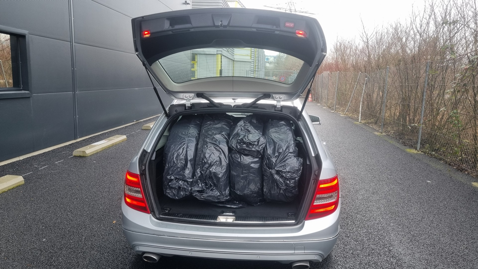 MERCEDES-BENZ C 300 CDI Elégance 4Matic 7G-Tronic-image-5