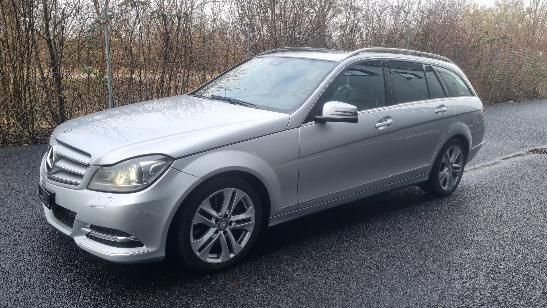 MERCEDES-BENZ C 300 CDI Elégance 4Matic 7G-Tronic-image-11