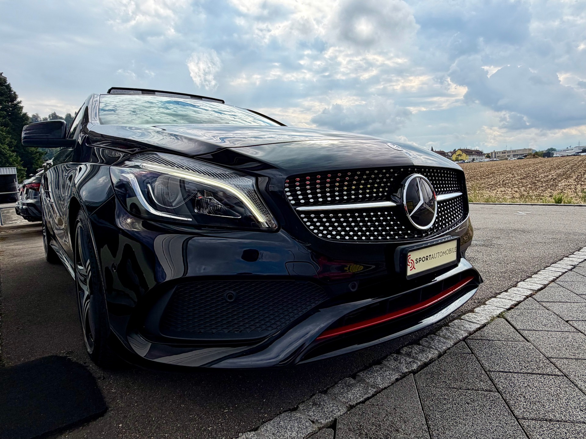 MERCEDES-BENZ A 250 Sport 4Matic 7G-DCT-image-4