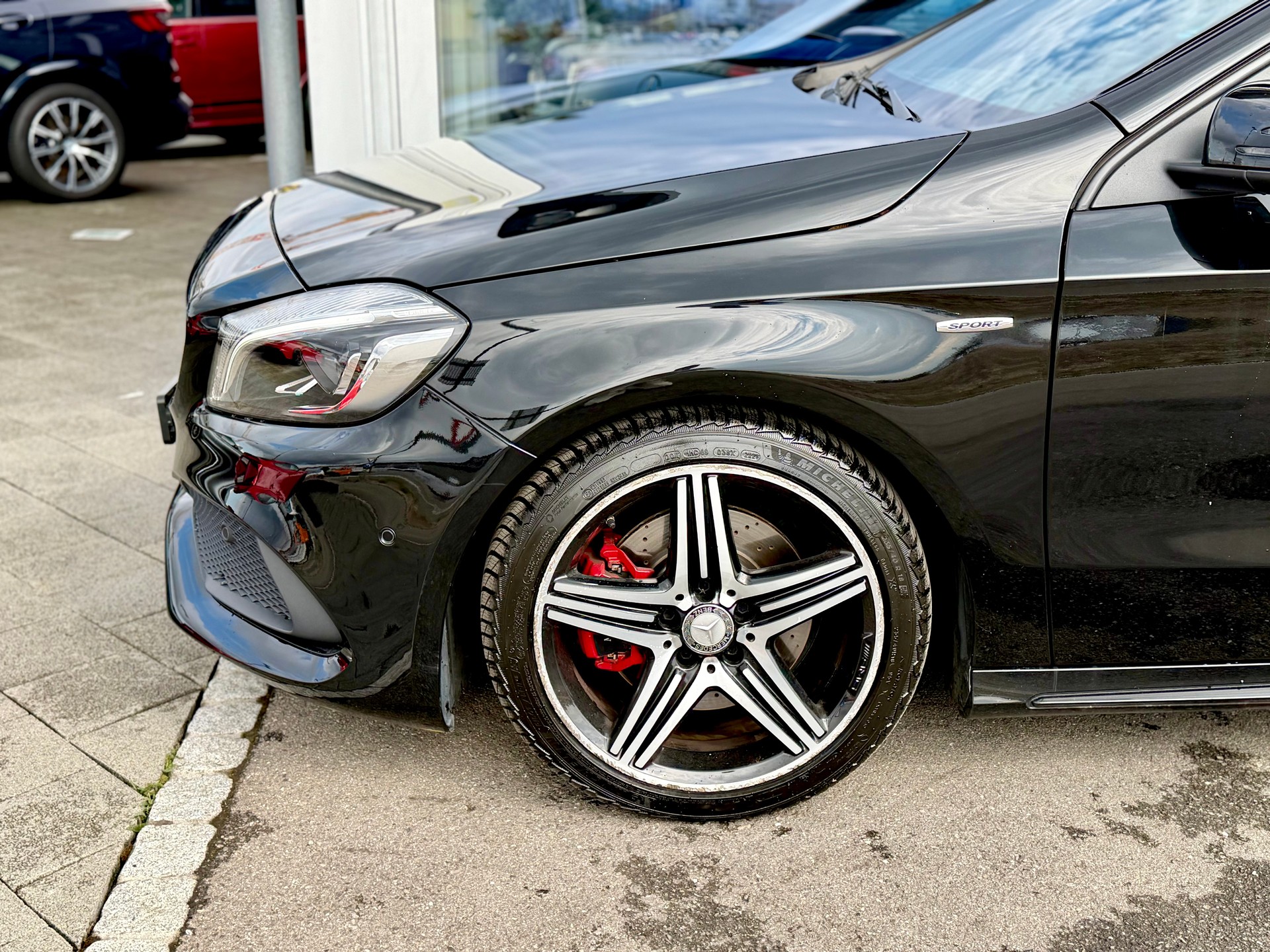 MERCEDES-BENZ A 250 Sport 4Matic 7G-DCT-image-8