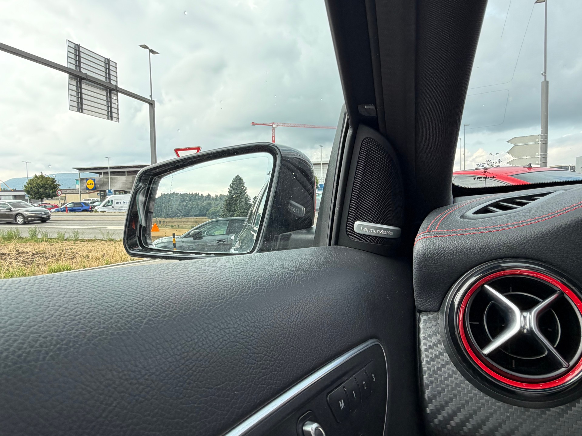 MERCEDES-BENZ A 250 Sport 4Matic 7G-DCT-image-21