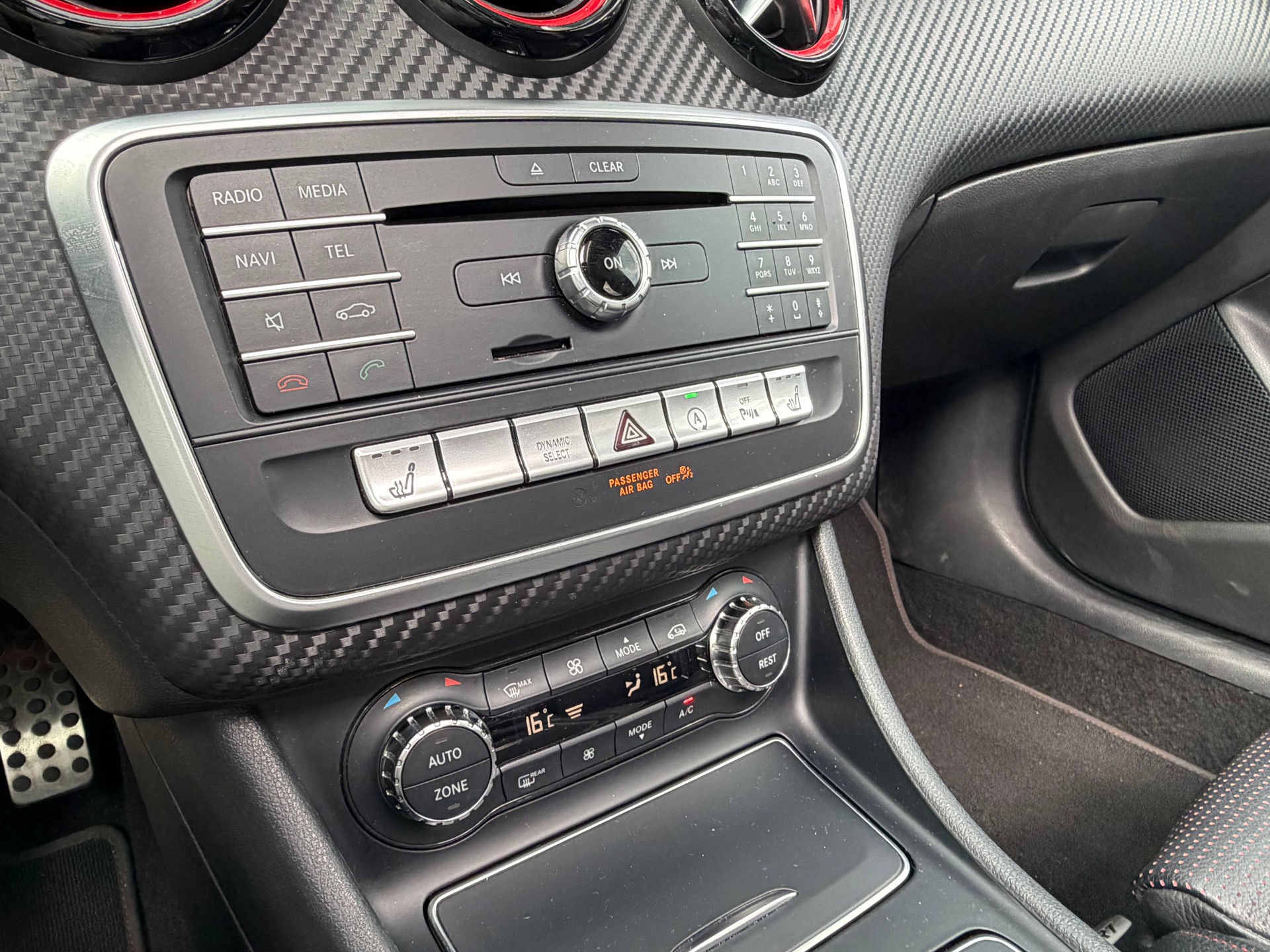 MERCEDES-BENZ A 250 Sport 4Matic 7G-DCT-image-20