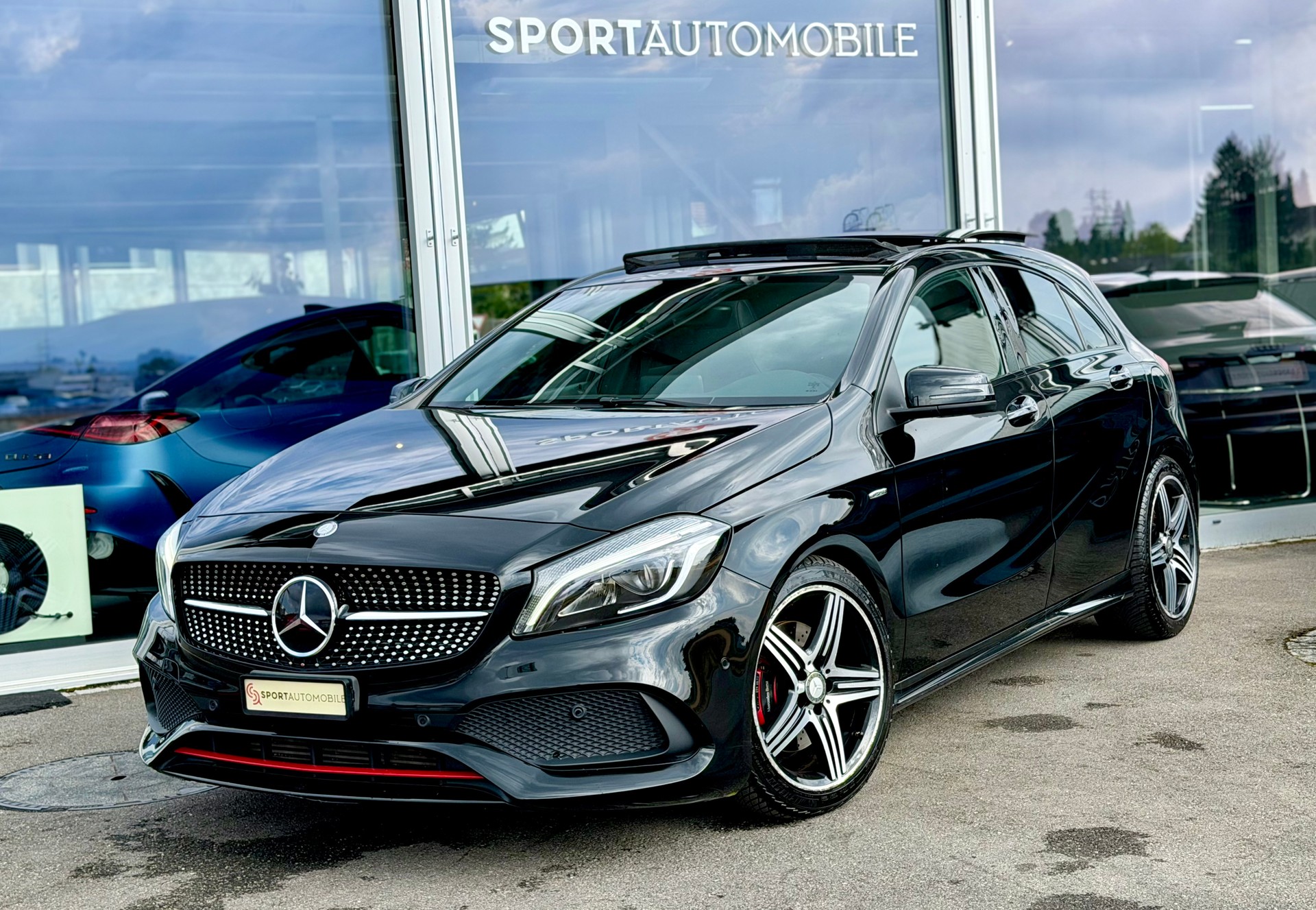 MERCEDES-BENZ A 250 Sport 4Matic 7G-DCT-image-1